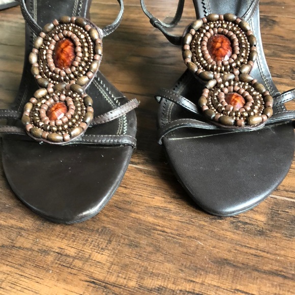 Beaded strappy heels - Sz 9 - Picture 2 of 4